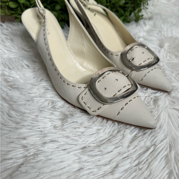 Prada - Picture 6 of 8